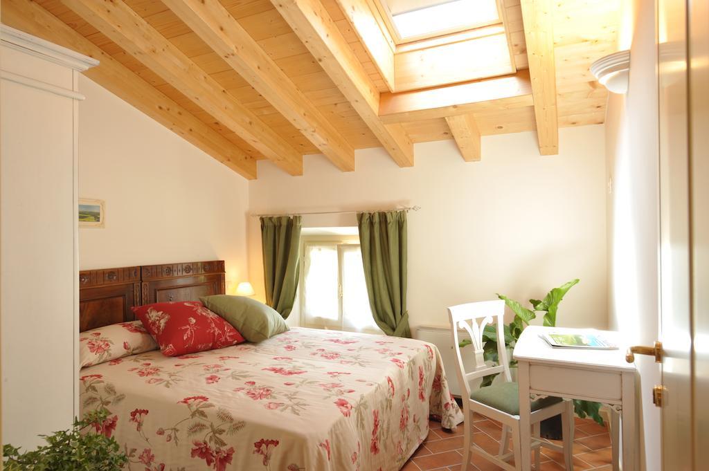 Le Camere Di Virgilio Monzambano Exterior photo